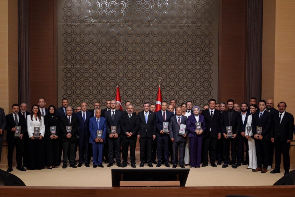 Anadolu Medya Ödülleri’nde Demirören Medya’ya 3 ödül